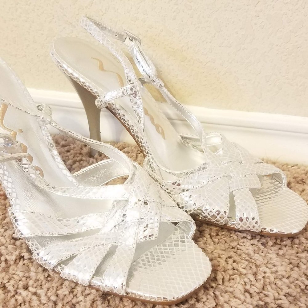 5/$25⭐ Nina Strappy Heels- Shiny Silver 7.5M NWOT
